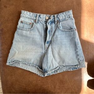 ZARA light wash denim shorts